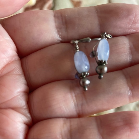 Chalcedony Briolette and Peacock Pearl Set - Picture 3 of 3